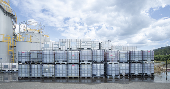 Ume seasoning effluent in 1㎥ containers