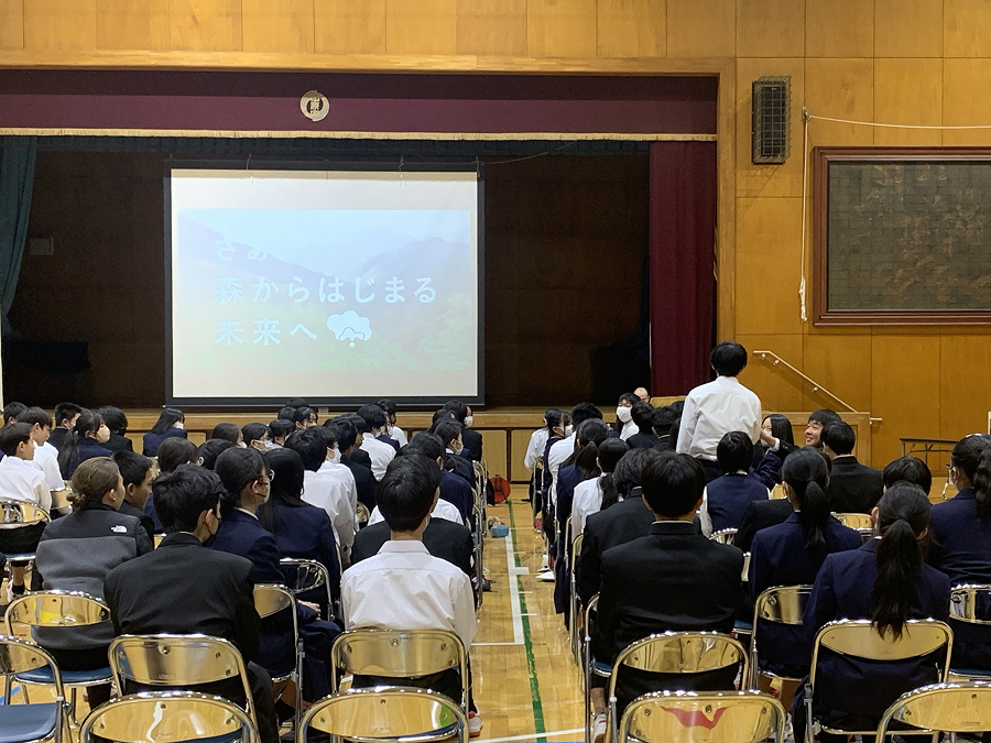 During the lively Q&A session, the students asked insightful questions reflecting their curiosity and enthusiasm.