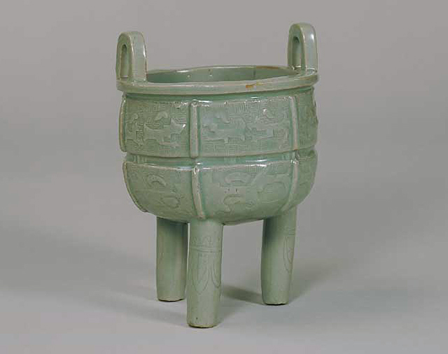 Tripod ding-shaped incense burner: Celadon with impressed taotie