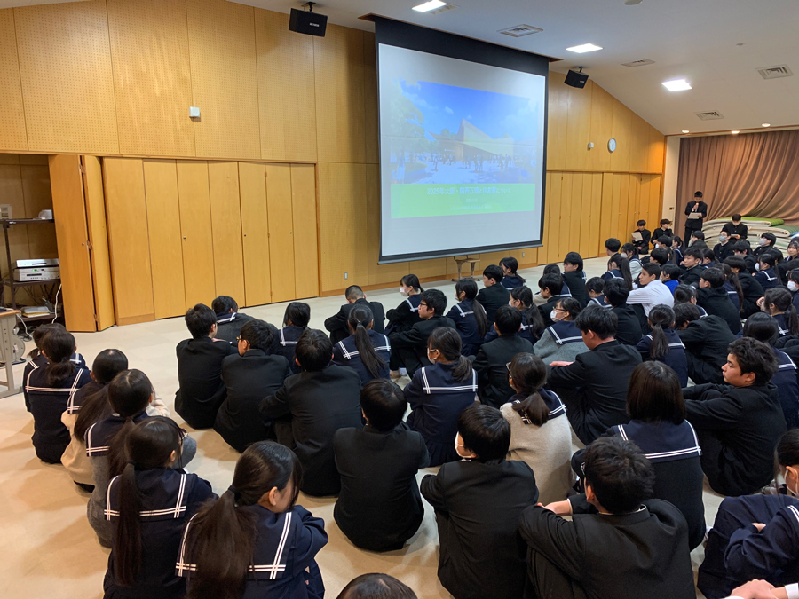質疑応答では、SDGsや林業に関する質問も出た